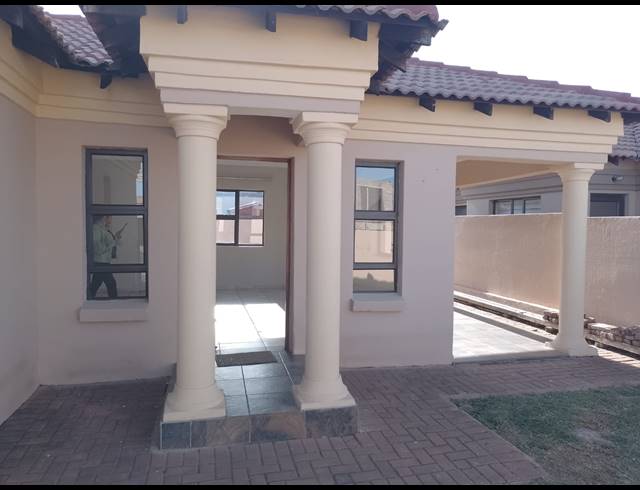 3 BEDROOM FREESTANDING TO LET IN BRAKPAN NORTH
